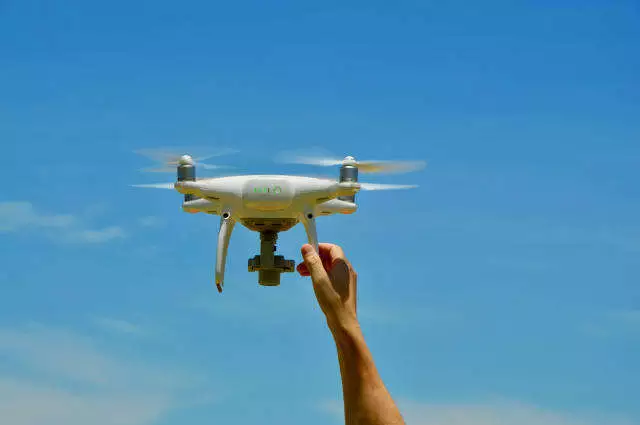 mitos sobre trabalhar com drones no mercado profissional