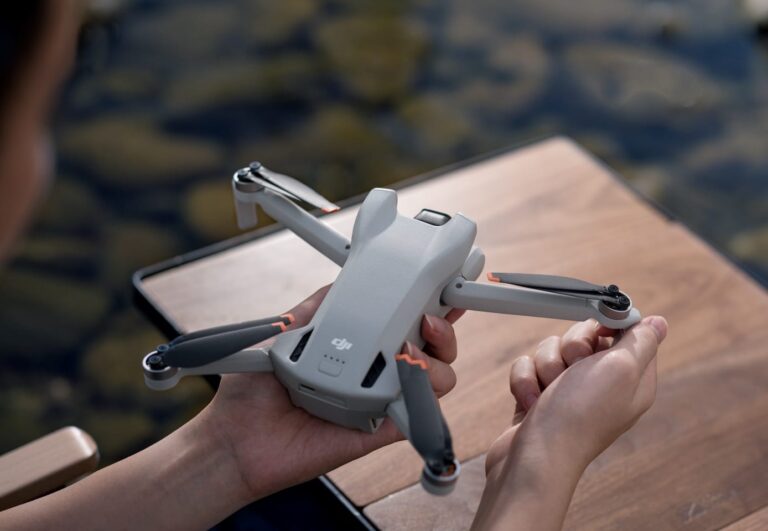 A polêmica dos mini drones: afinal, o que muda nos drones com menos de 250 g?